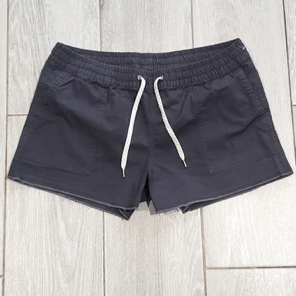 Vuori Vintage Ripstop women's shorts - Picture 2 of 6